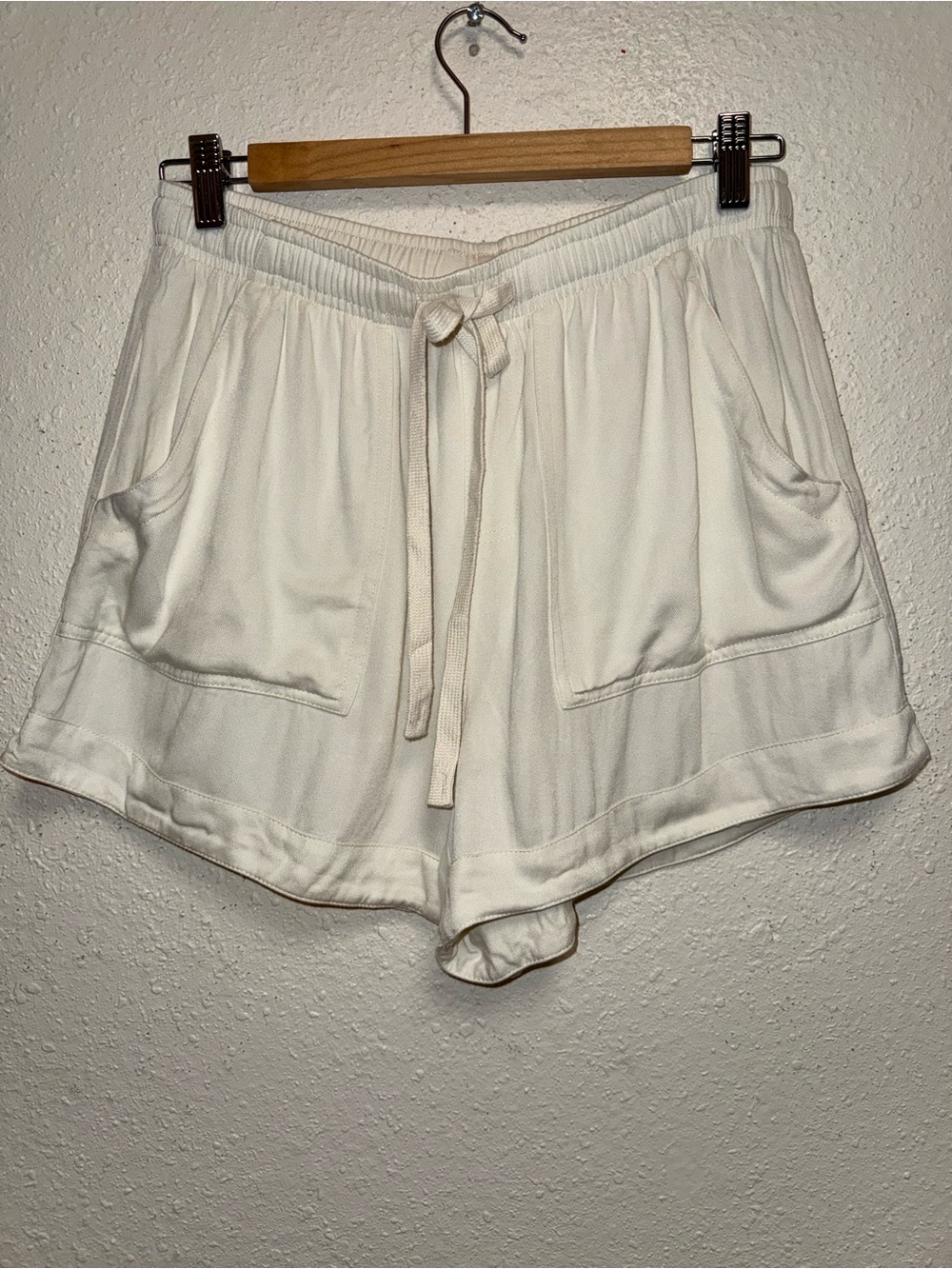 Cream Drawstring Lounge Shorts with Front Pockets
